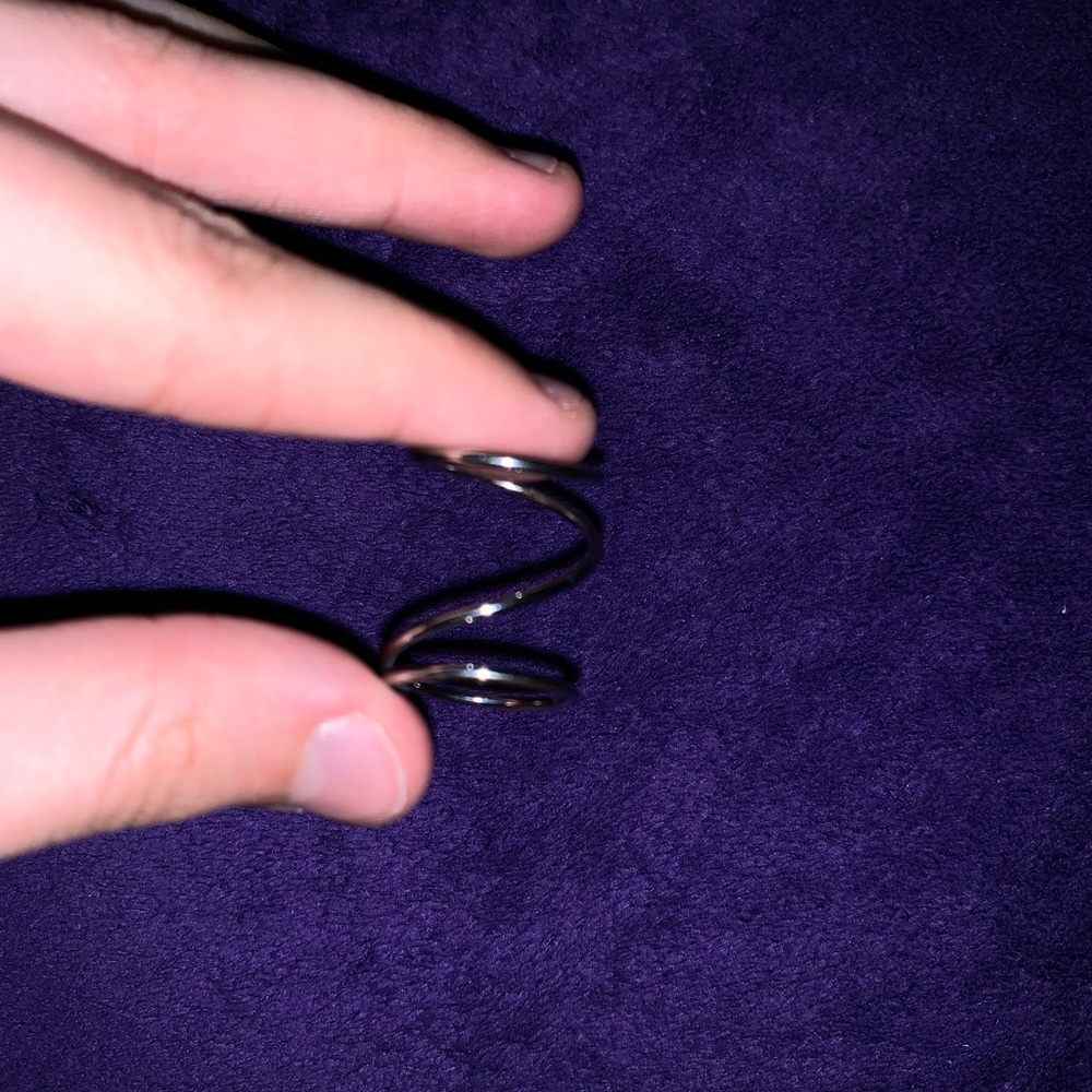 simple ring - Picture 3 of 4